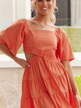 Shy Velvet Coral Tiered Mini Dress NWT Size M Square Neck Summer